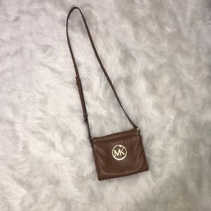michael kors tan purse